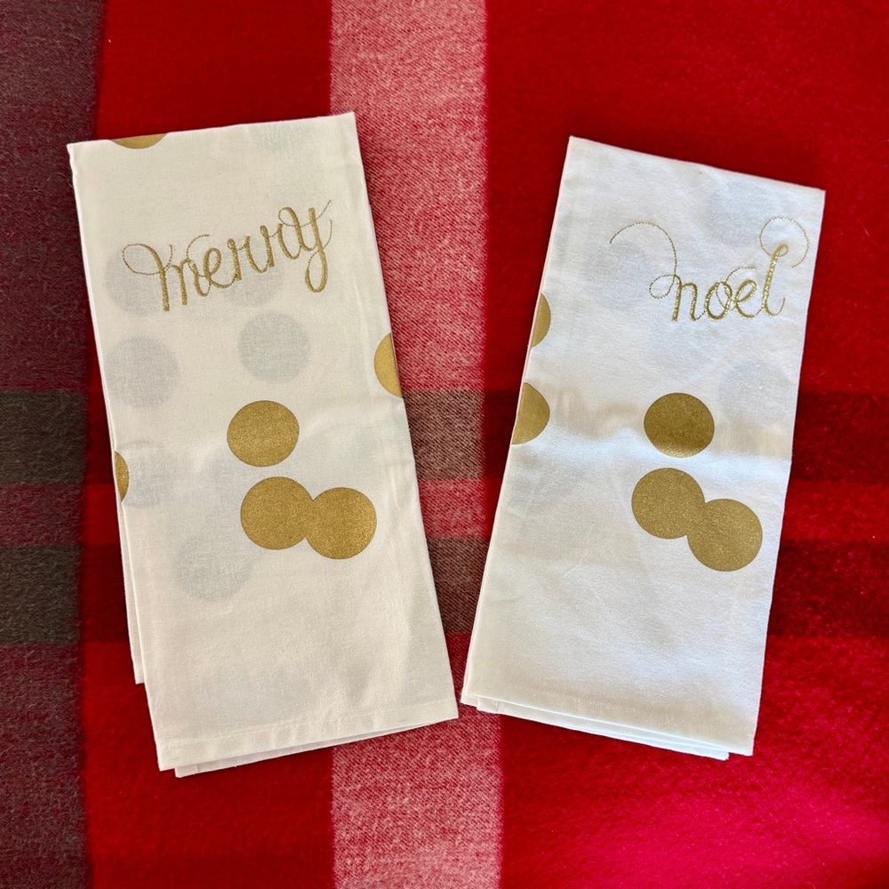 White and Gold Holiday Decorative Hand Towels